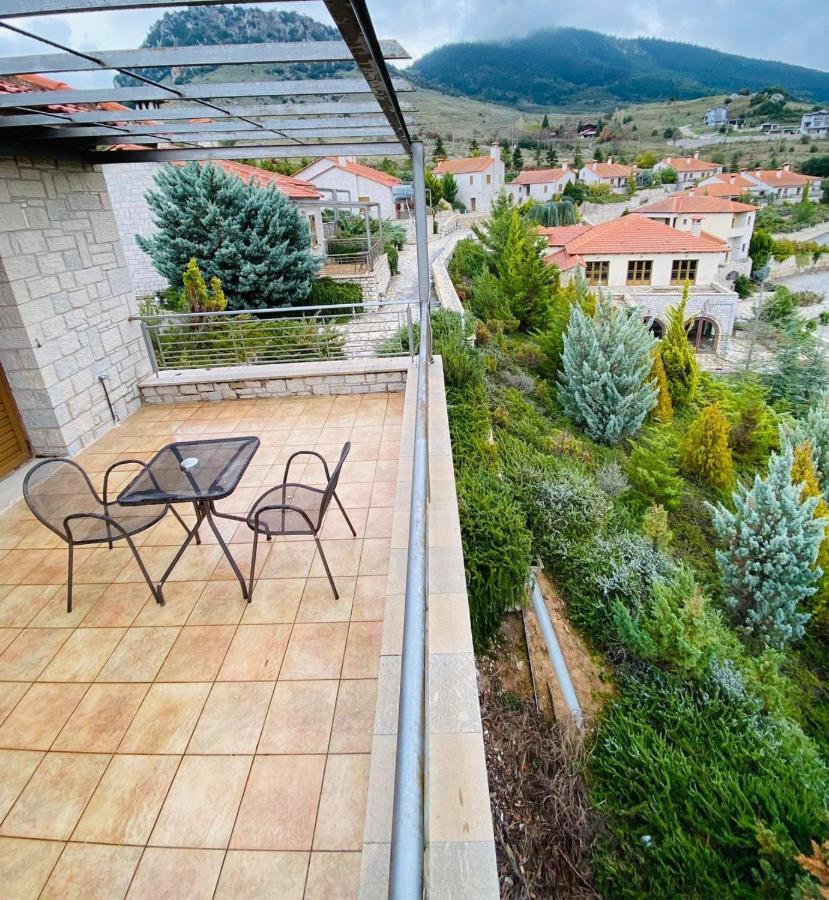 Καστρο Πετρινα Σαλε Καλαβρυτα Villa Kalavryta Exterior foto
